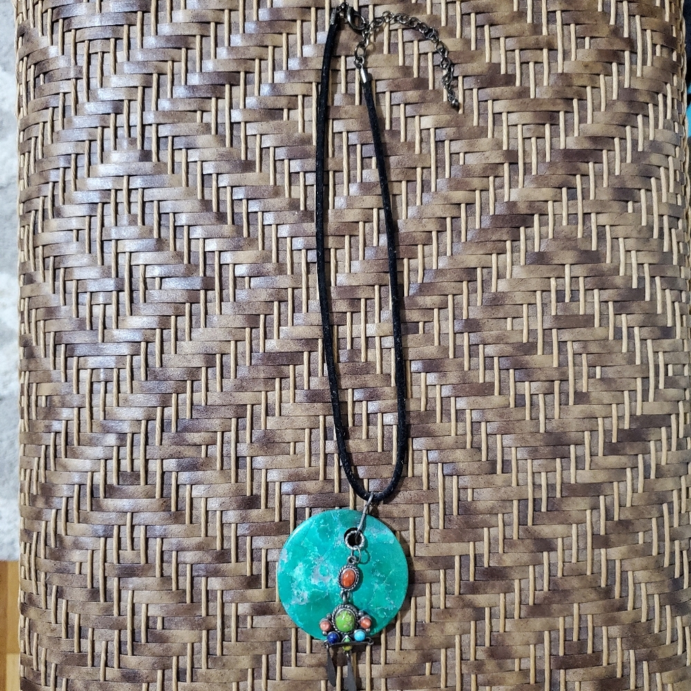 Unique multi-stone necklace - Picture 3 of 3